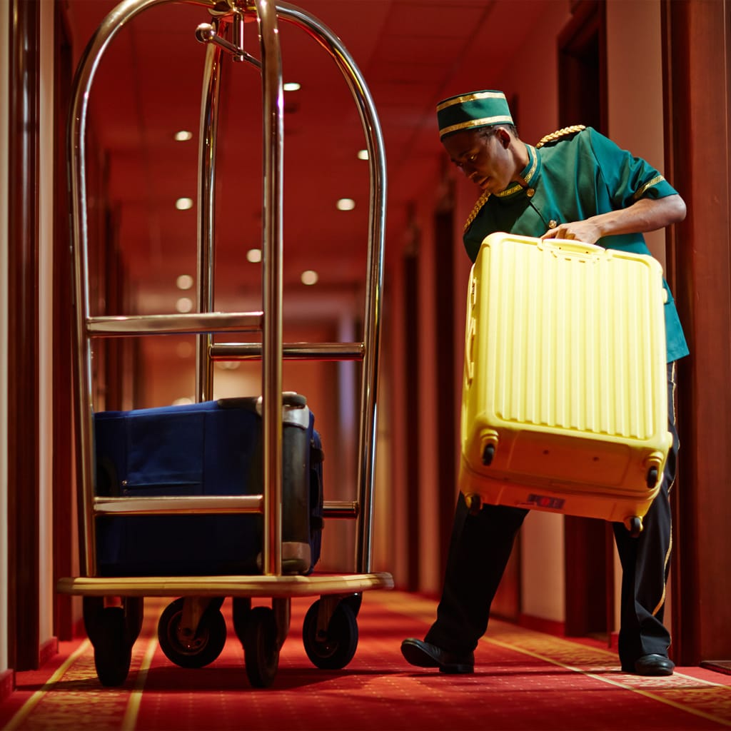 Assistant / Assistante concierge d'hôtel